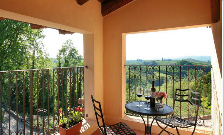 La Villa Romantic Holidays Piedmont